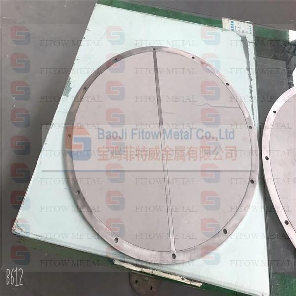 Large diameter powder sintered filter disc dia1200